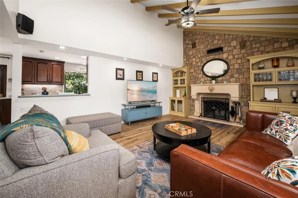 11261 Kensington Rossmoor, CA 90720