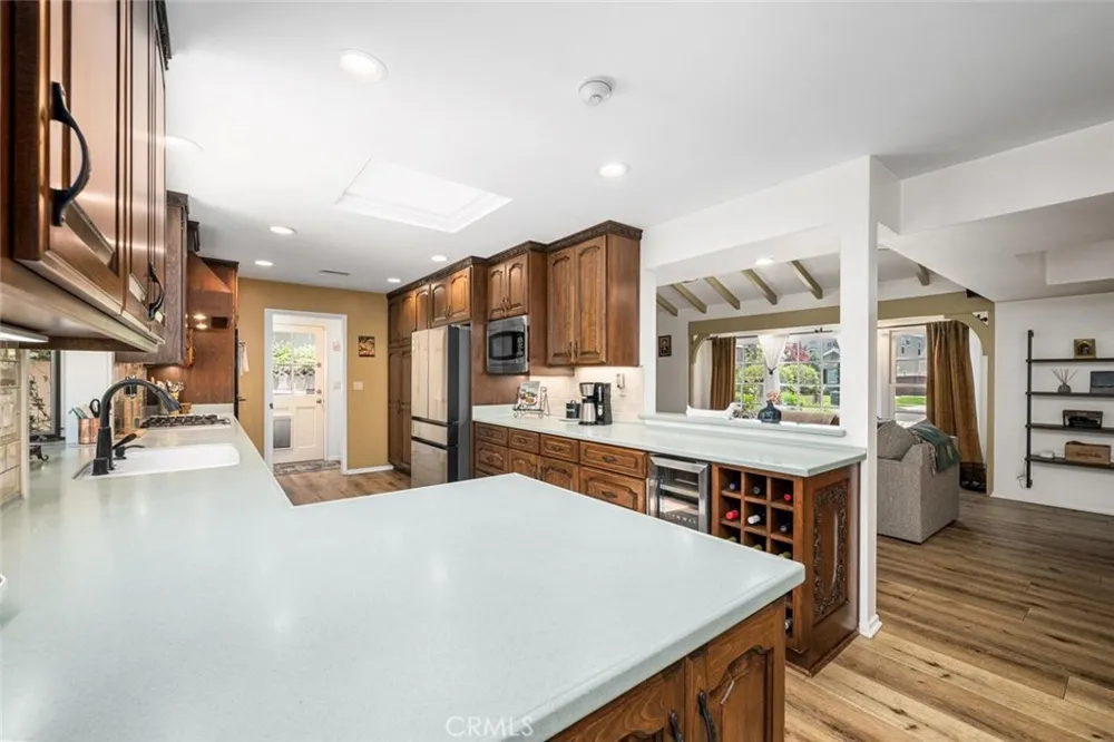 11261 Kensington Rossmoor, CA 90720
