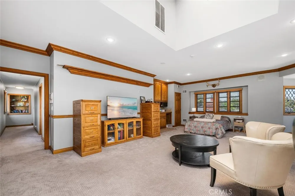 11261 Kensington Rossmoor, CA 90720