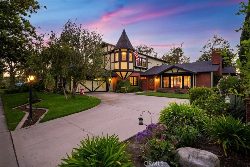 11261 Kensington Rossmoor, CA 90720