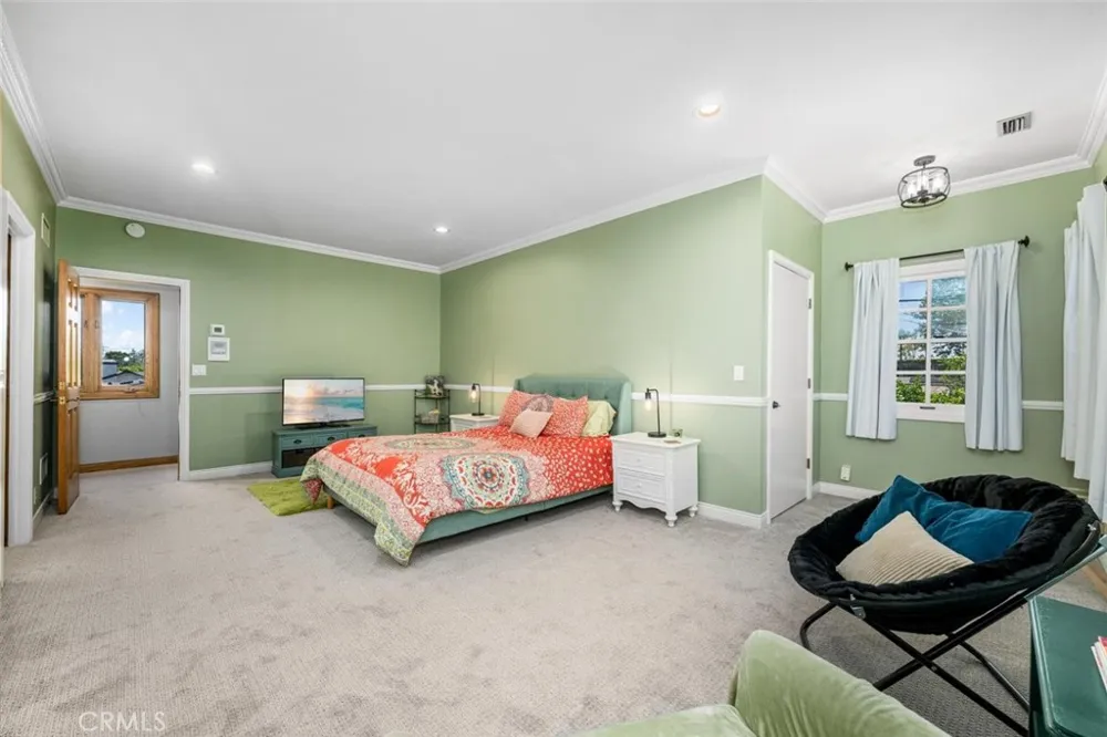 11261 Kensington Rossmoor, CA 90720