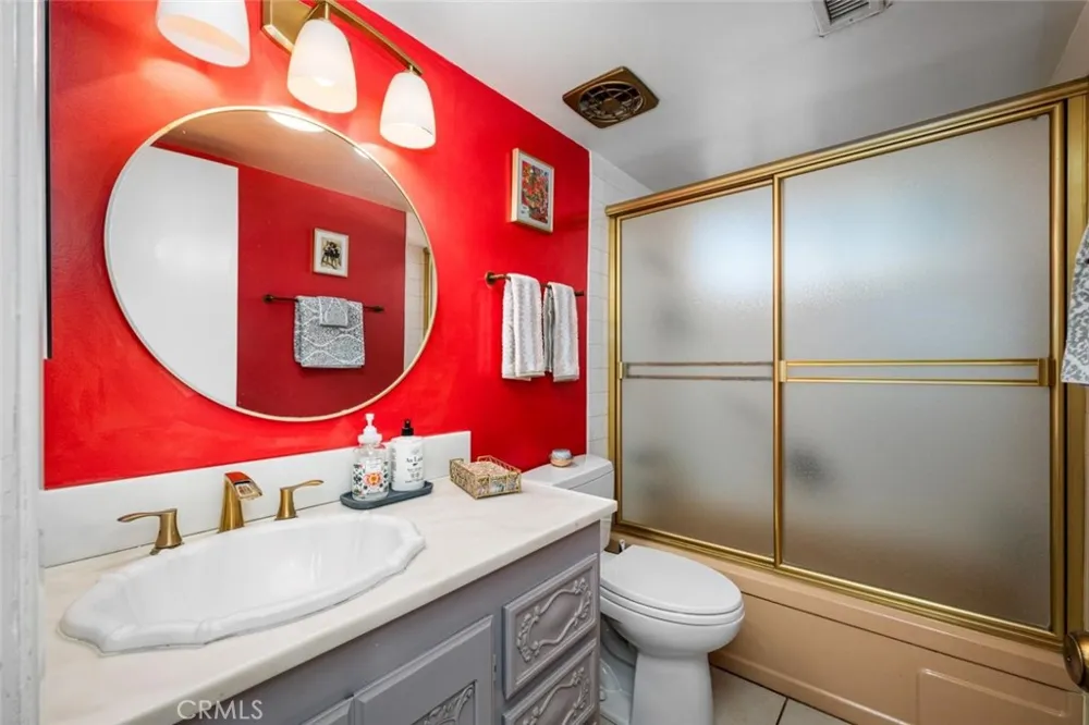 11261 Kensington Rossmoor, CA 90720