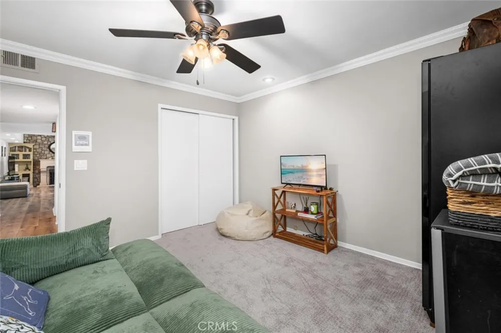 11261 Kensington Rossmoor, CA 90720