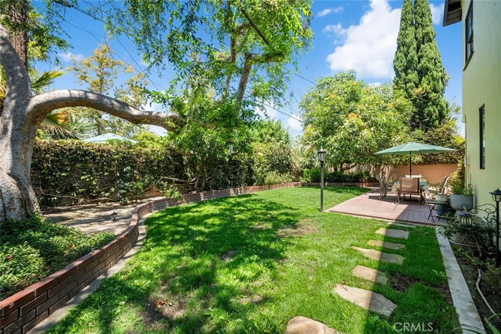 11261 Kensington Rossmoor, CA 90720