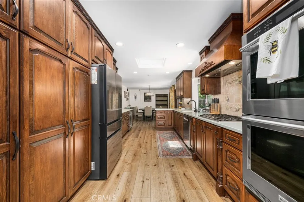 11261 Kensington Rossmoor, CA 90720