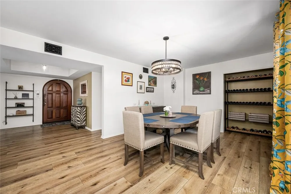 11261 Kensington Rossmoor, CA 90720