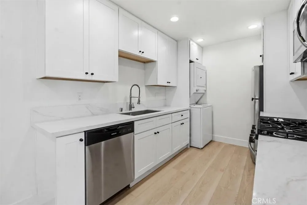 307 Tustin #B Anaheim, CA 92807