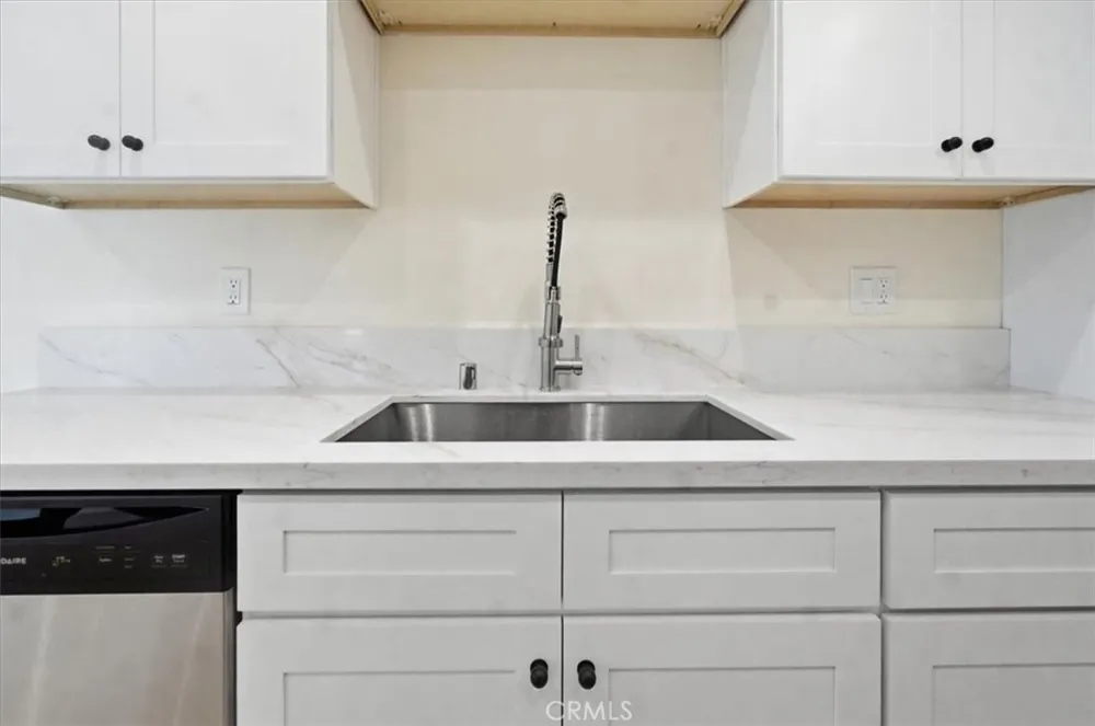 307 Tustin #B Anaheim, CA 92807