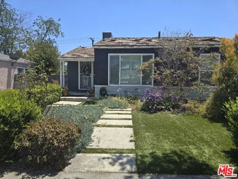 612 W Ellis Avenue