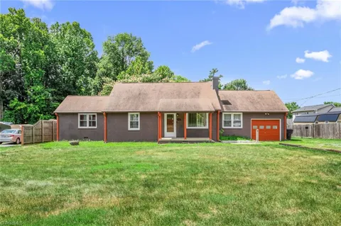 2442 Hoskins Road