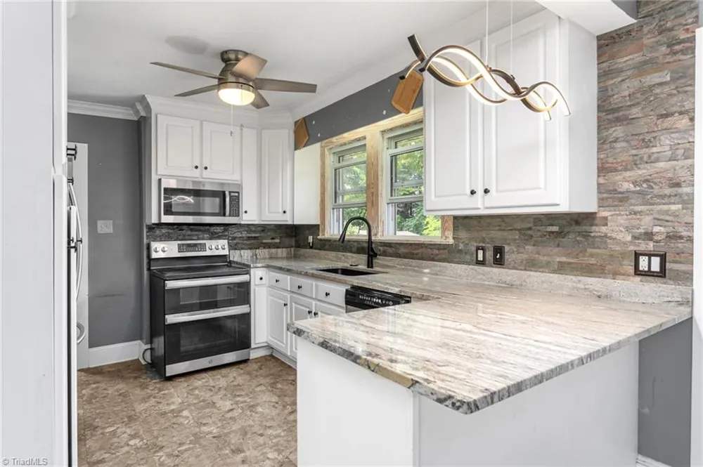 2442 Hoskins Road Burlington, NC 27215