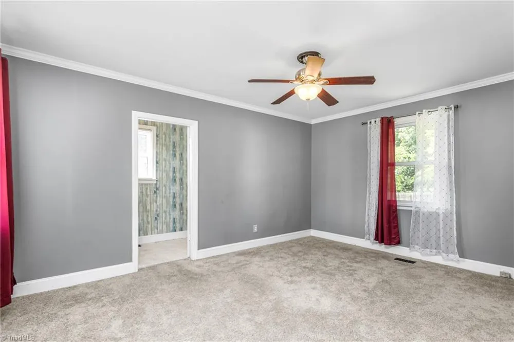 2442 Hoskins Road Burlington, NC 27215