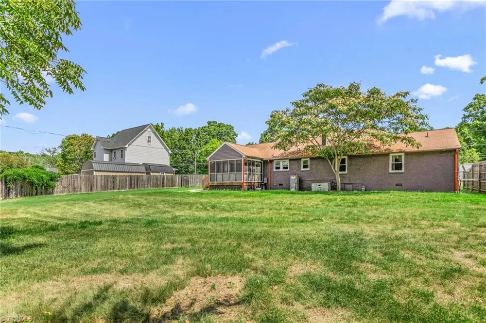 2442 Hoskins Road Burlington, NC 27215