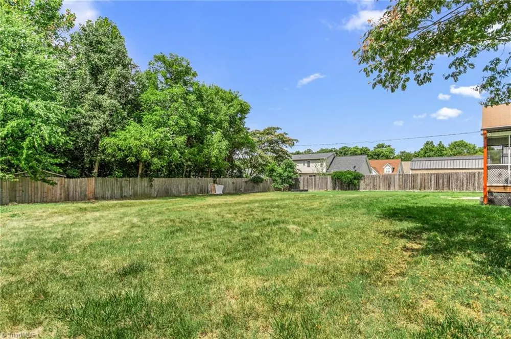 2442 Hoskins Road Burlington, NC 27215