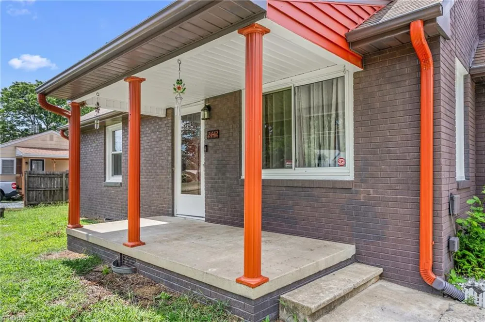 2442 Hoskins Road Burlington, NC 27215