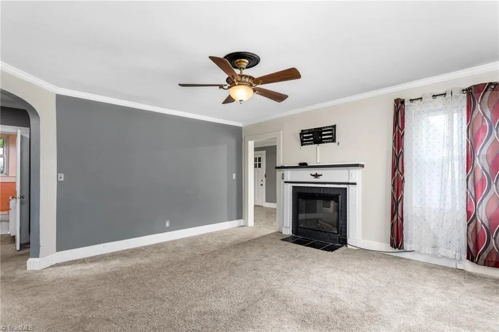 2442 Hoskins Road Burlington, NC 27215