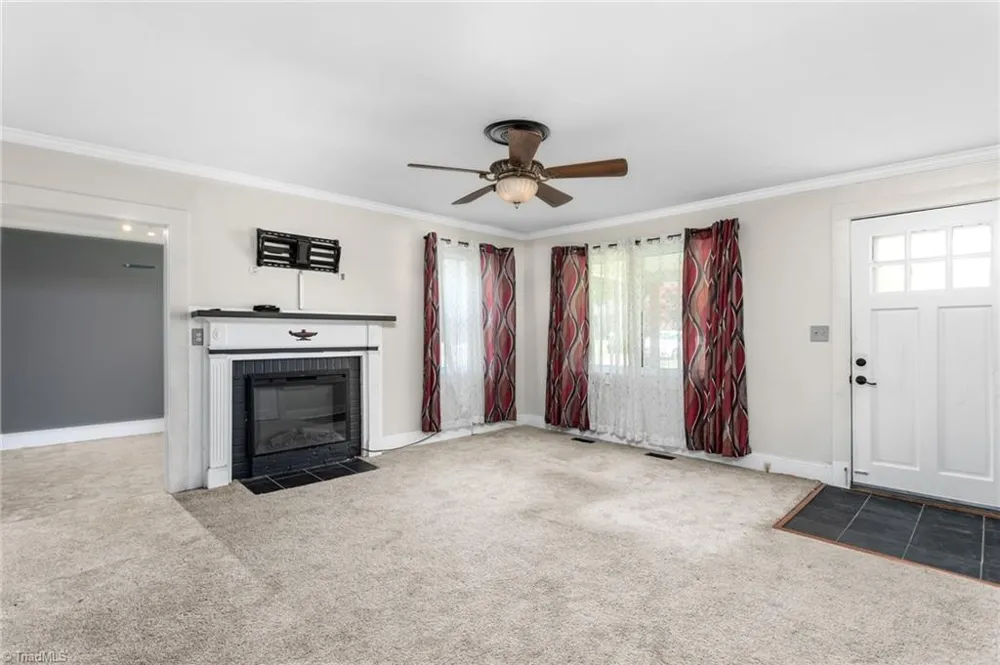 2442 Hoskins Road Burlington, NC 27215
