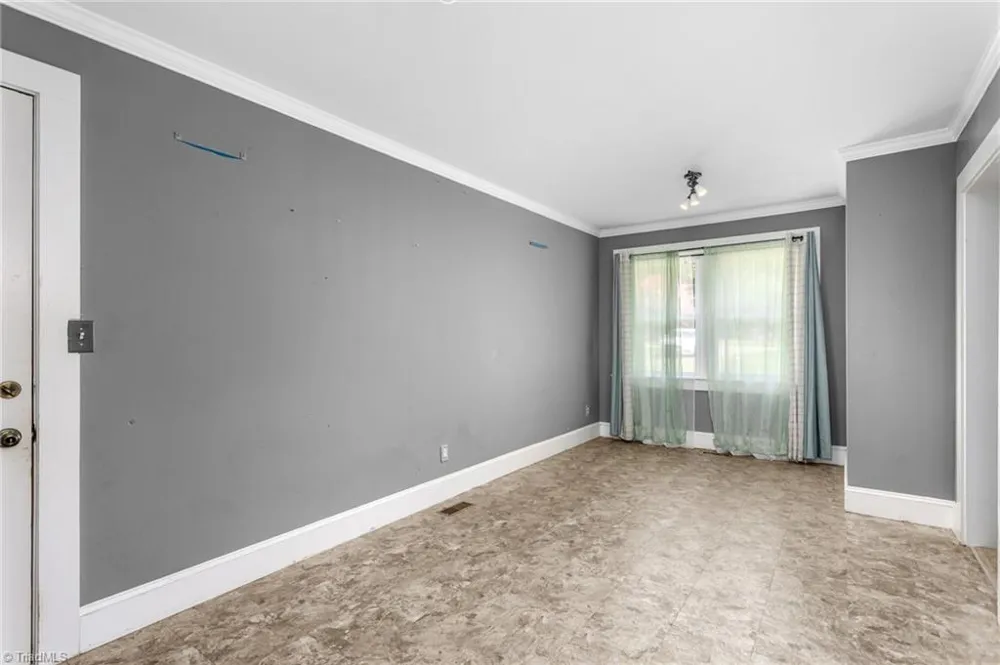 2442 Hoskins Road Burlington, NC 27215