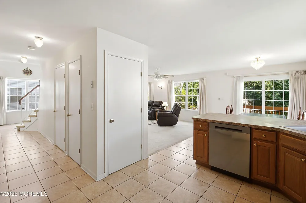 19 Richards Road Lawrenceville, NJ 08648