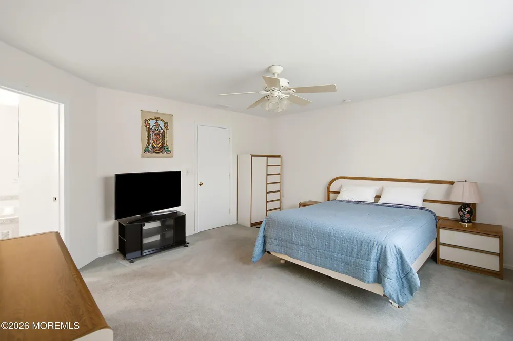 19 Richards Road Lawrenceville, NJ 08648