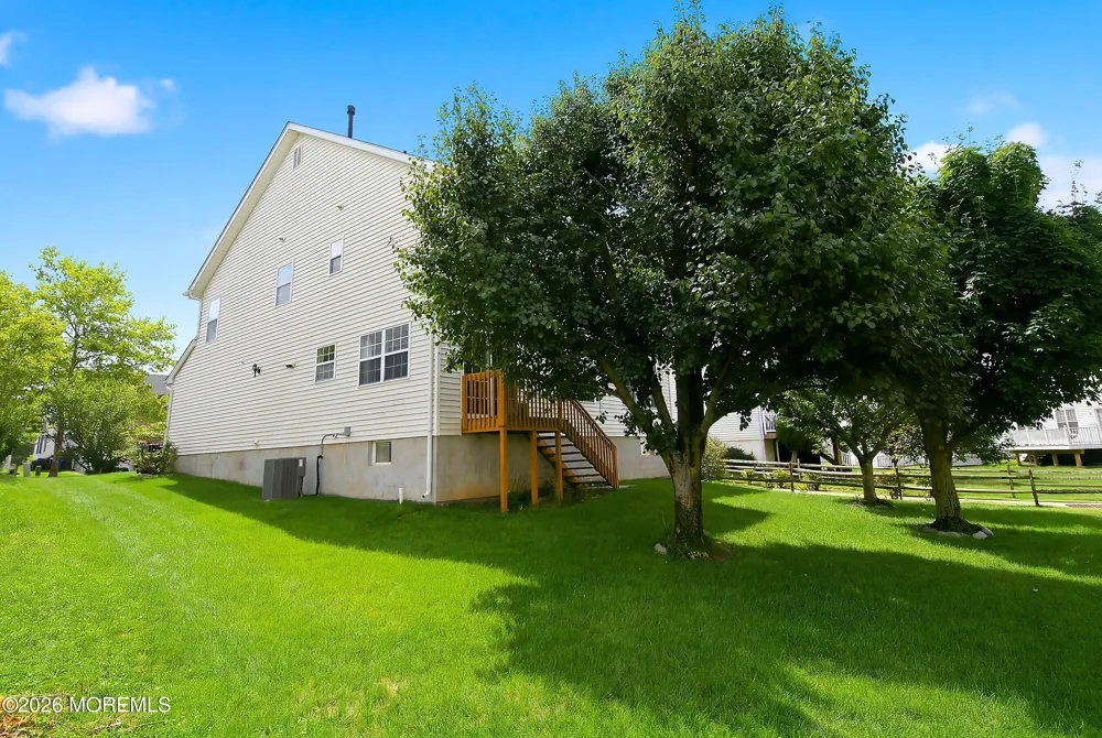 19 Richards Road Lawrenceville, NJ 08648