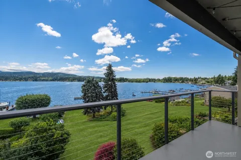 610 Northshore Drive #6121