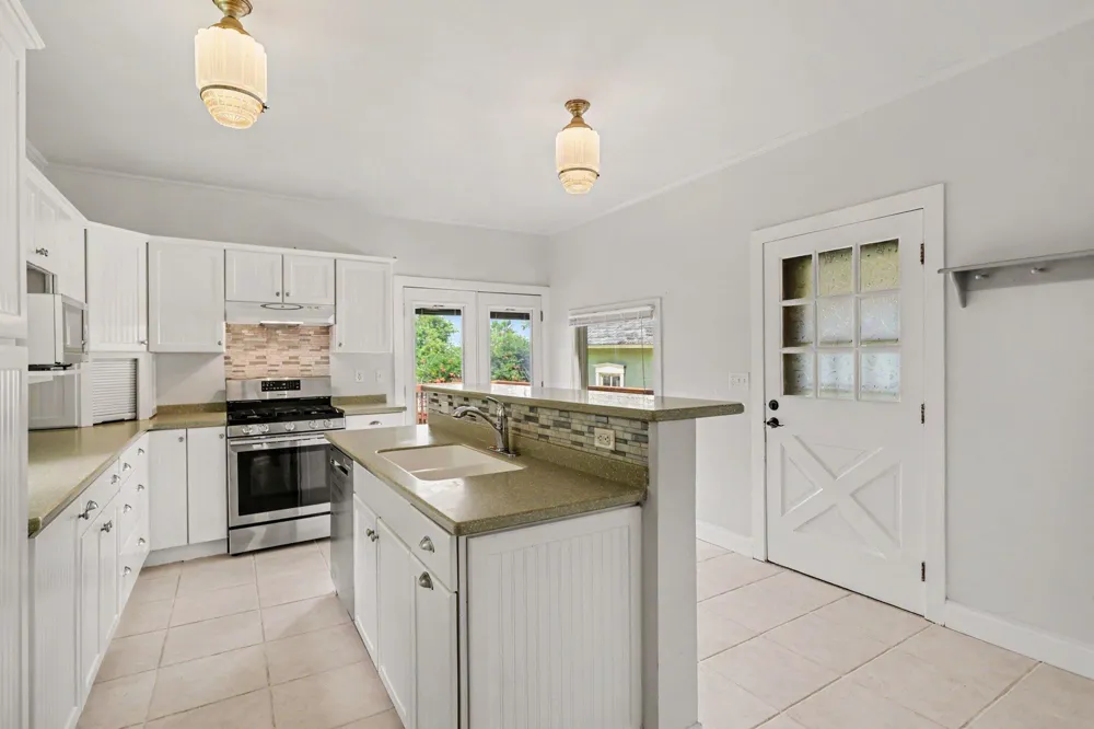 17785 Drive Convis Township, MI 49068