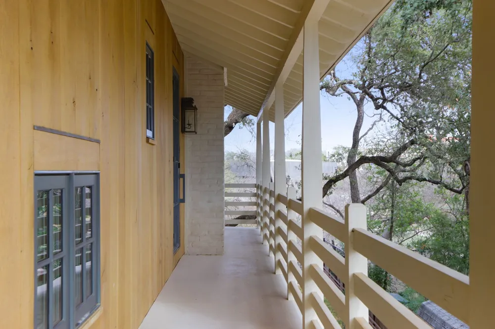 1012 Gaston Avenue Austin, TX 78703