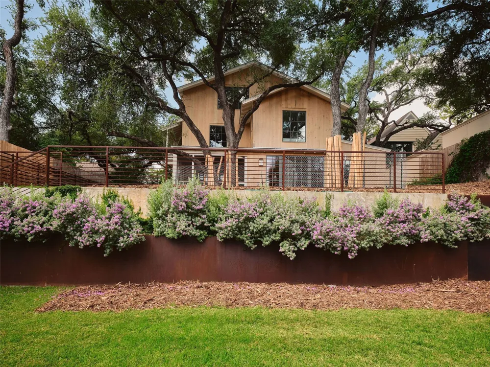 1012 Gaston Avenue Austin, TX 78703
