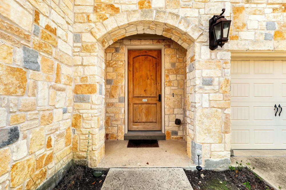 1215 Haven Lane #102 Georgetown, TX 78626