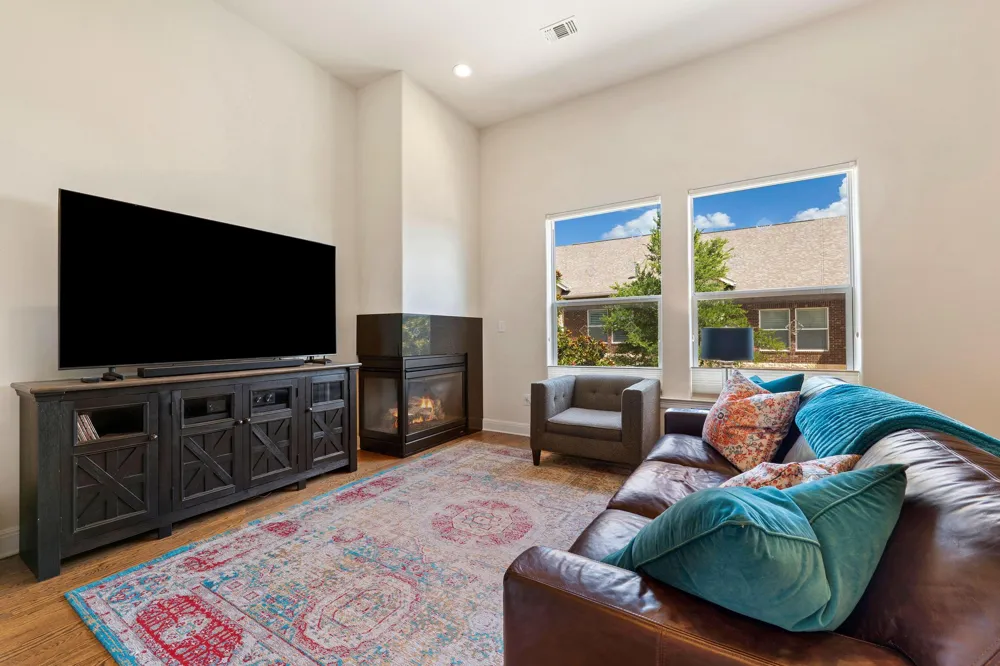 1215 Haven Lane #102 Georgetown, TX 78626