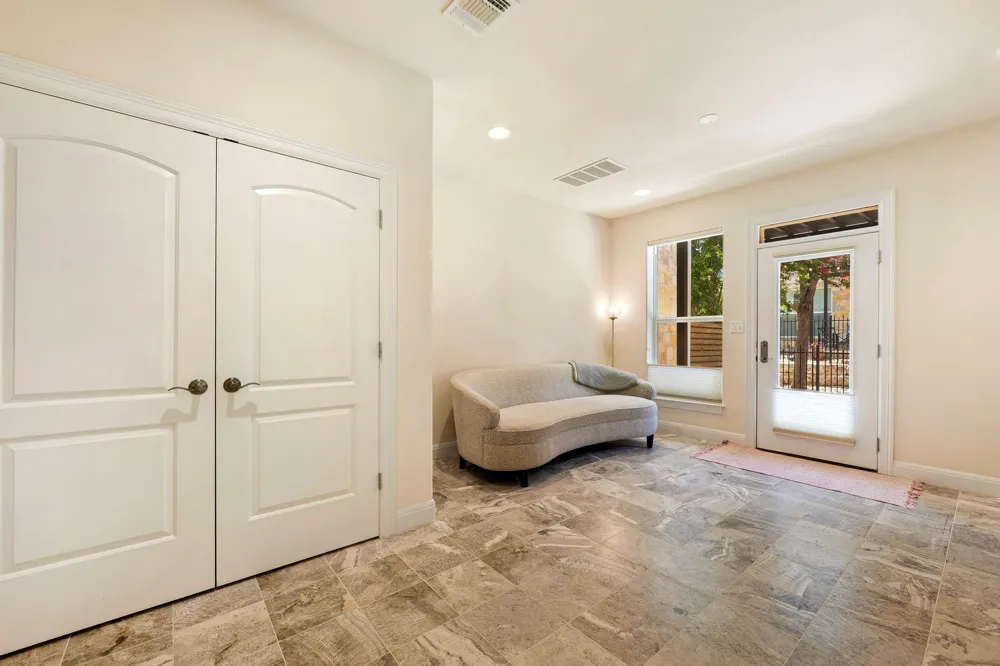 1215 Haven Lane #102 Georgetown, TX 78626