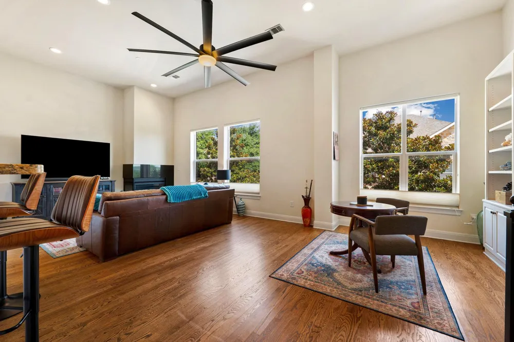1215 Haven Lane #102 Georgetown, TX 78626