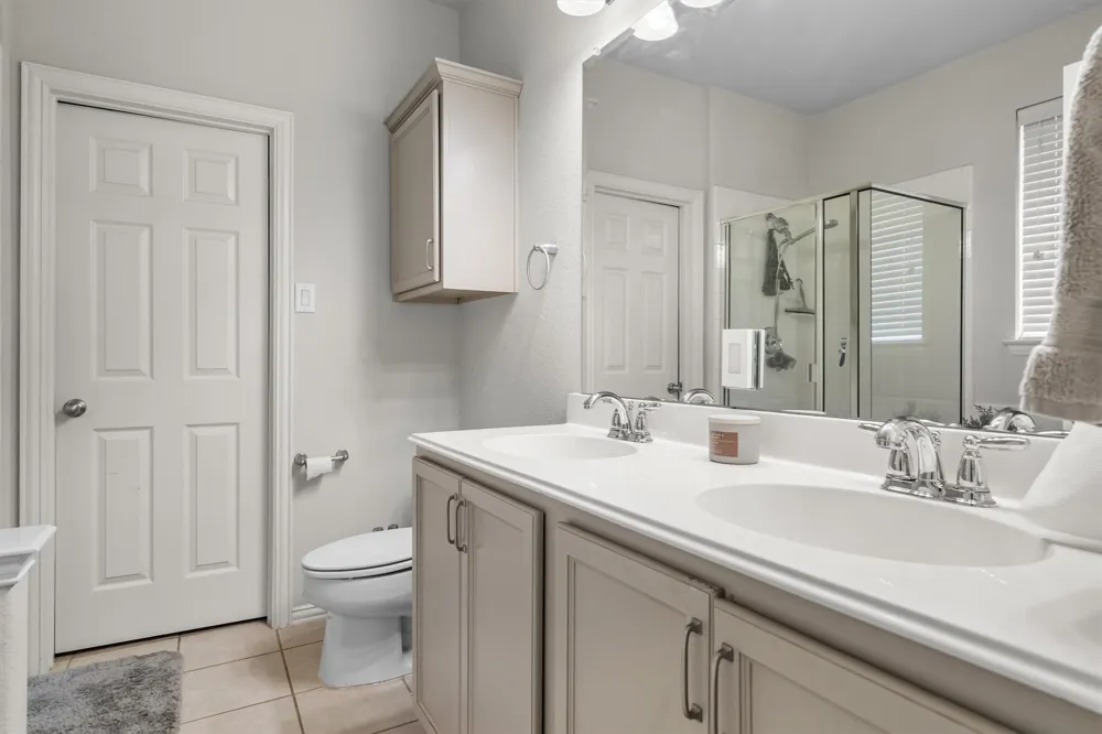 499 Grayson Lane Lake Dallas, TX 75065