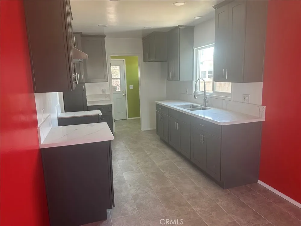 4455 Lark Ellen Lane Covina, CA 91722