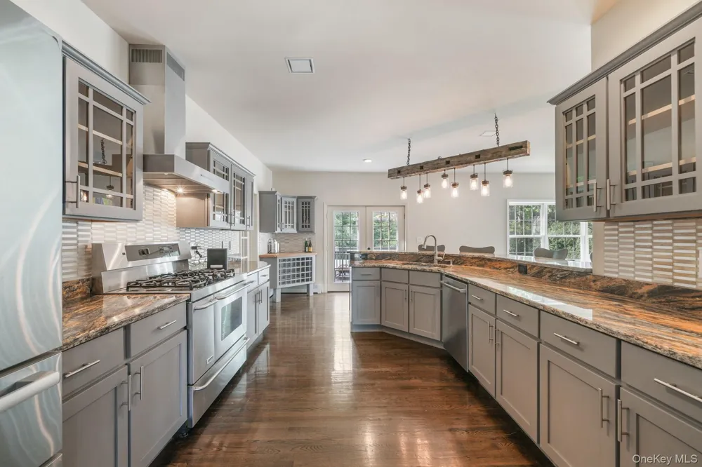 18 Baron Drive Warwick, NY 10990