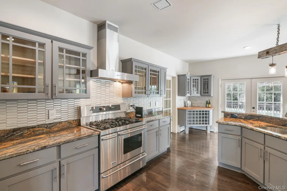 18 Baron Drive Warwick, NY 10990