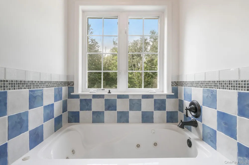18 Baron Drive Warwick, NY 10990