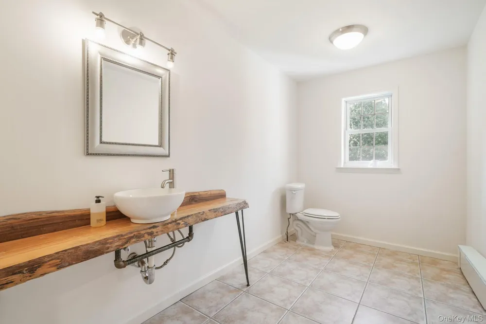 18 Baron Drive Warwick, NY 10990