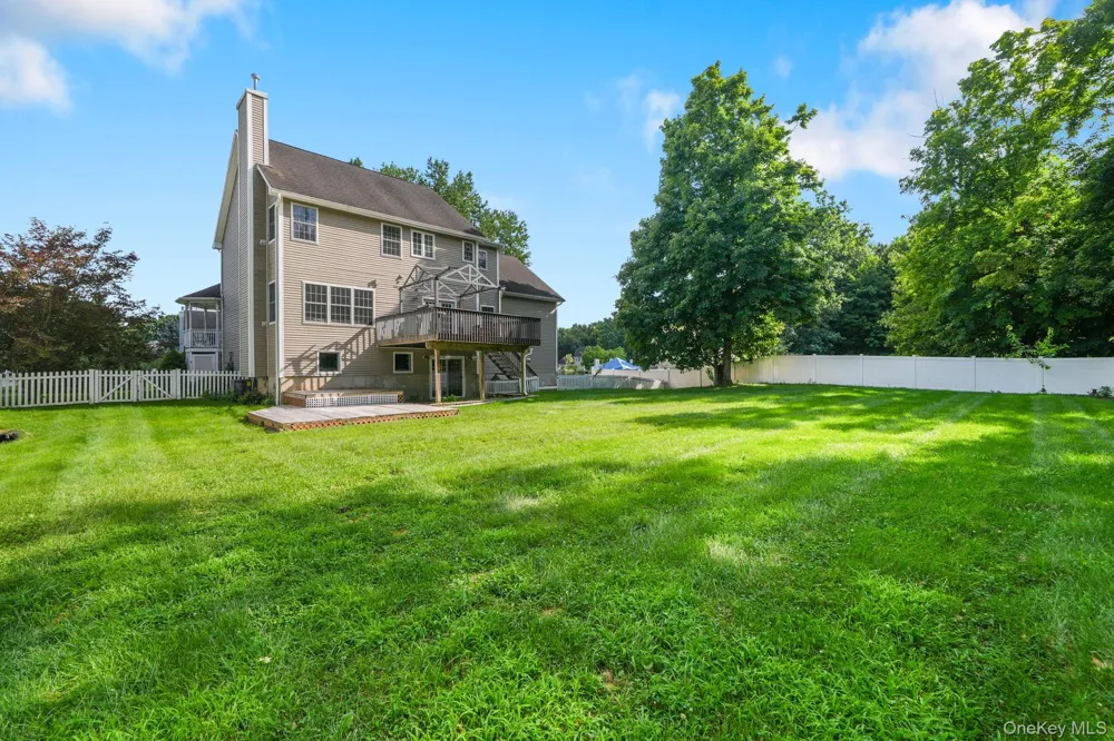 18 Baron Drive Warwick, NY 10990