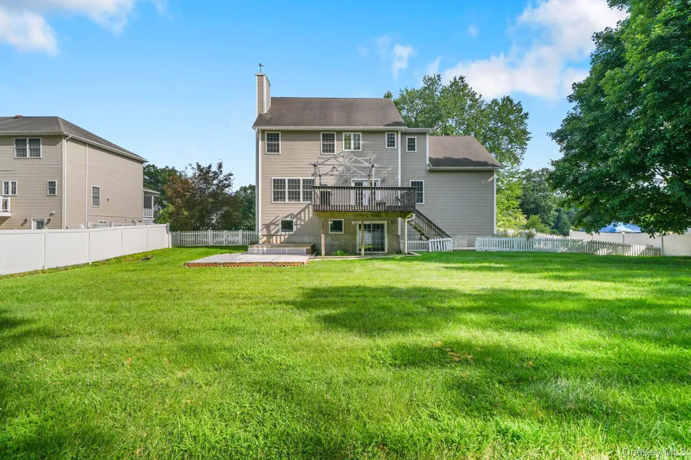 18 Baron Drive Warwick, NY 10990