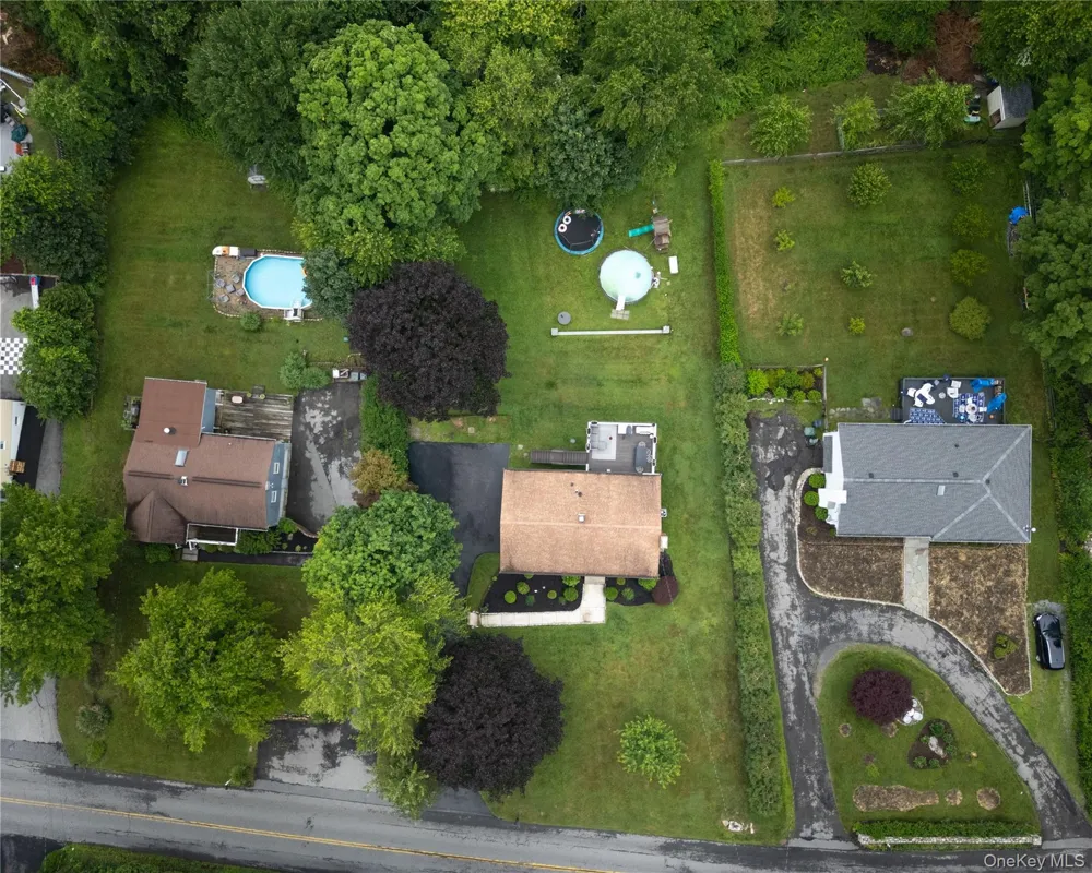 63 Dixon Road Mahopac, NY 10512