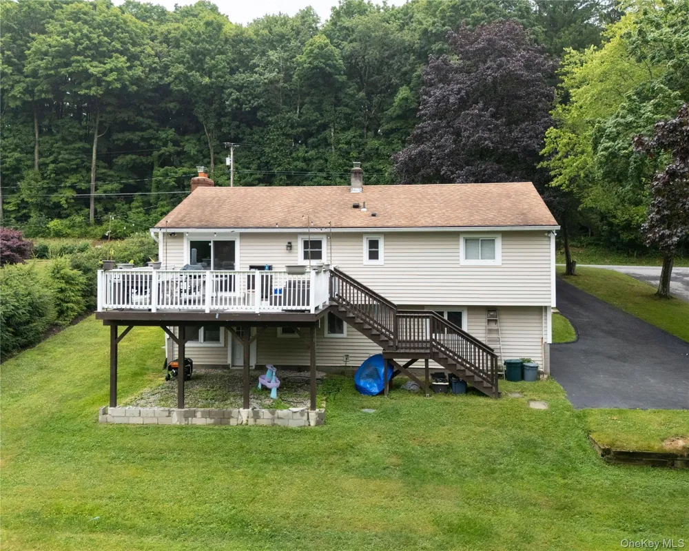 63 Dixon Road Mahopac, NY 10512