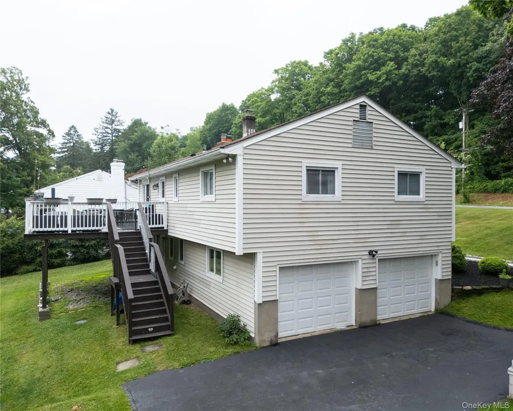 63 Dixon Road Mahopac, NY 10512