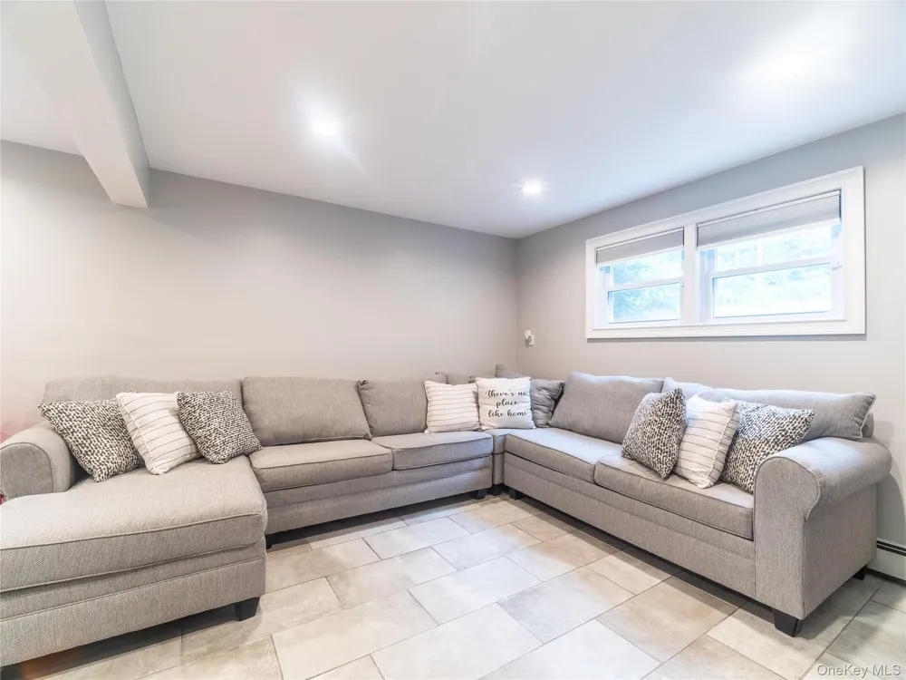 63 Dixon Road Mahopac, NY 10512