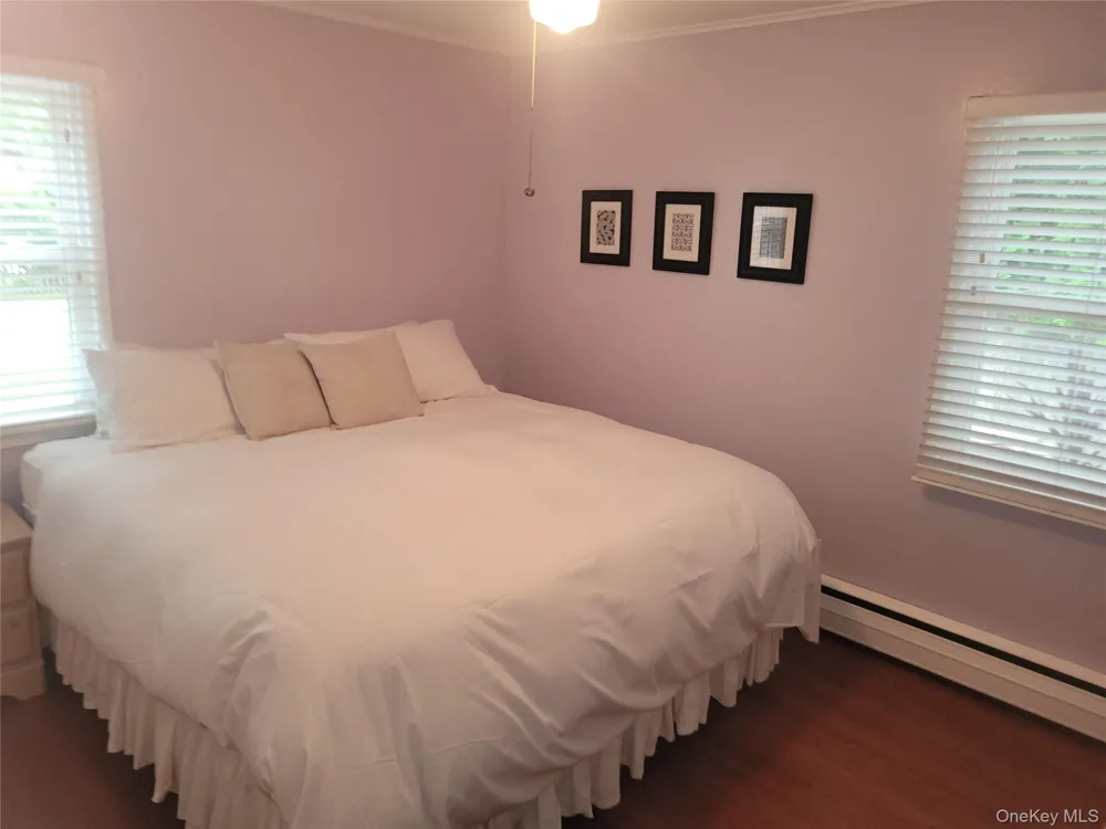 10 Graham Road Hampton Bays, NY 11946