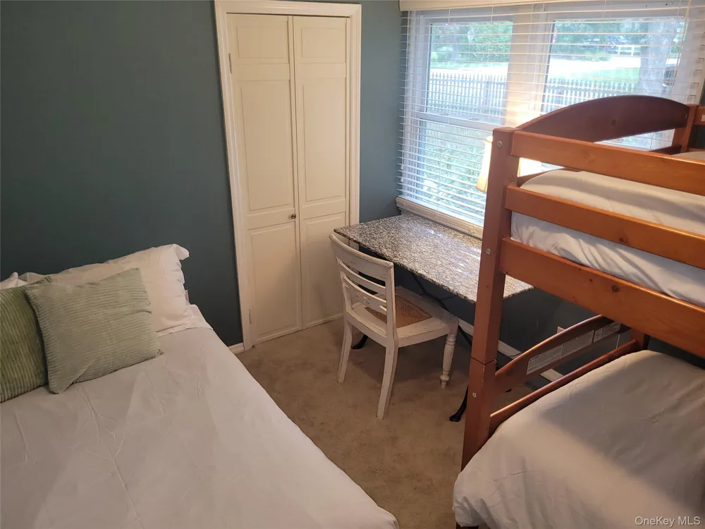 10 Graham Road Hampton Bays, NY 11946