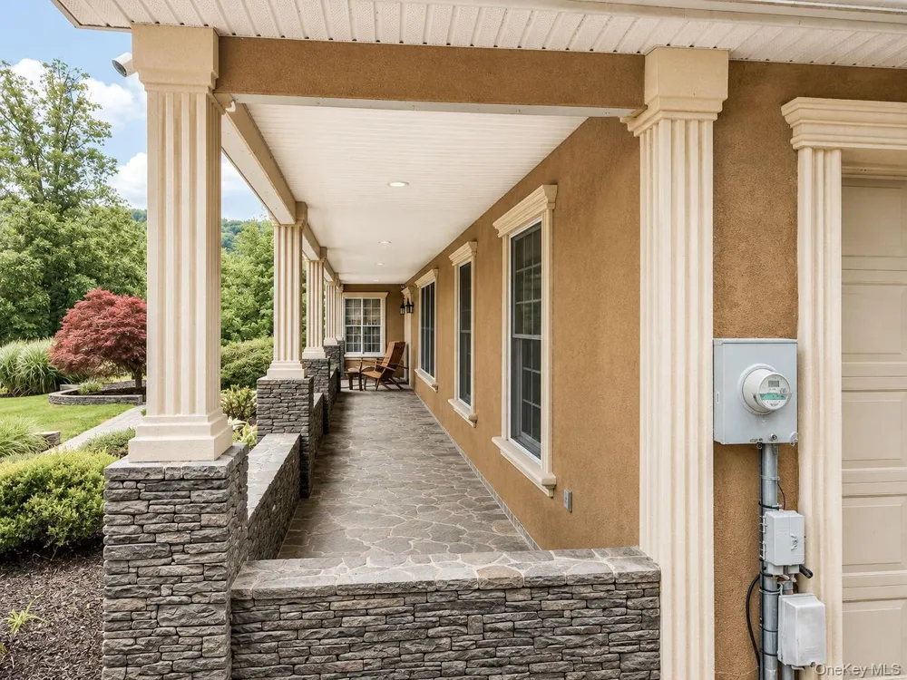 10 Sutherland Drive Highland Mills, NY 10930