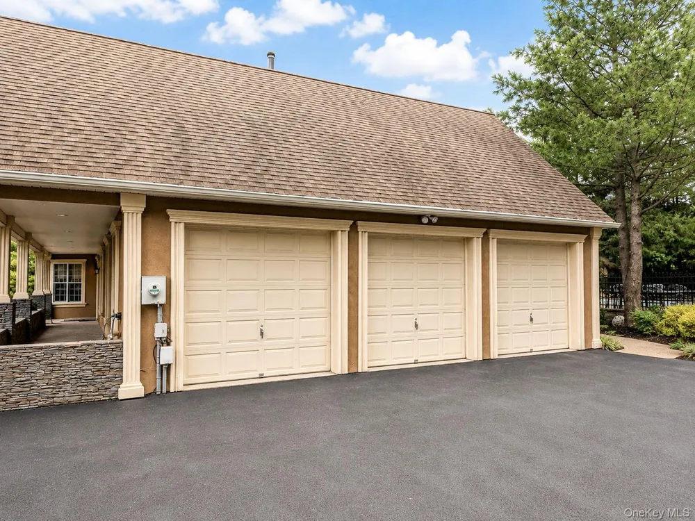 10 Sutherland Drive Highland Mills, NY 10930