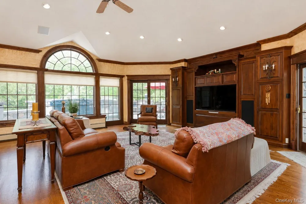 10 Sutherland Drive Highland Mills, NY 10930